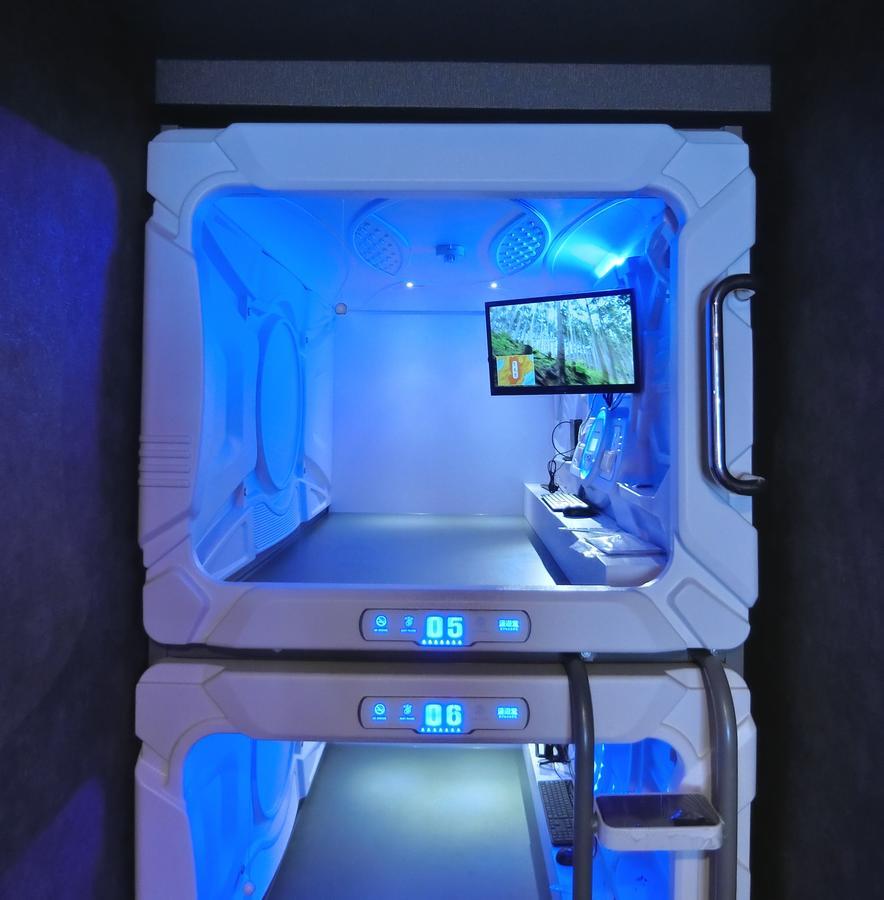 Capsule Hotel Manyudo Kioto Exterior foto